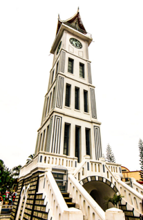 Detail Gambar Karikatur Jam Gadang Nomer 18