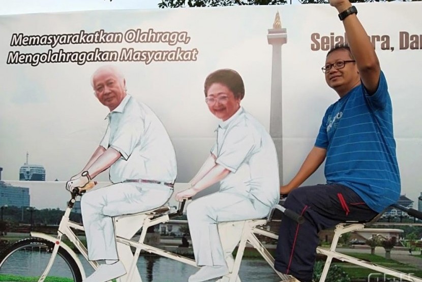 Detail Gambar Karikatur Pak Harto Nomer 38