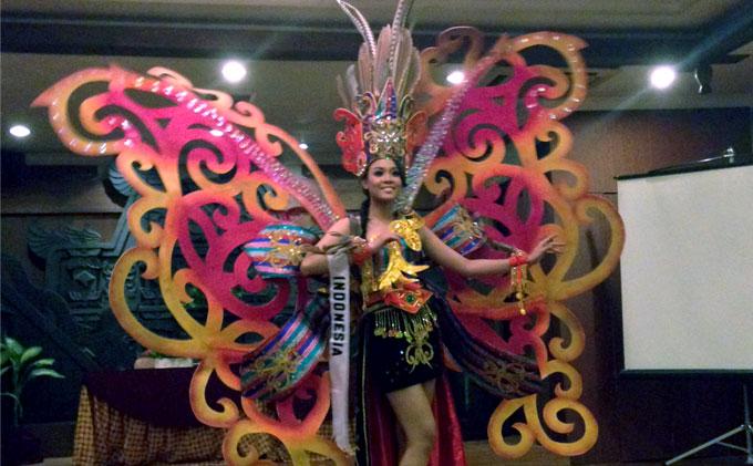 Detail Gambar Karnaval Flora Dan Fauna Nomer 20