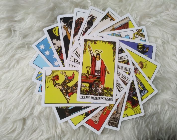 Detail Gambar Kartu Tarot Lengkap Nomer 33