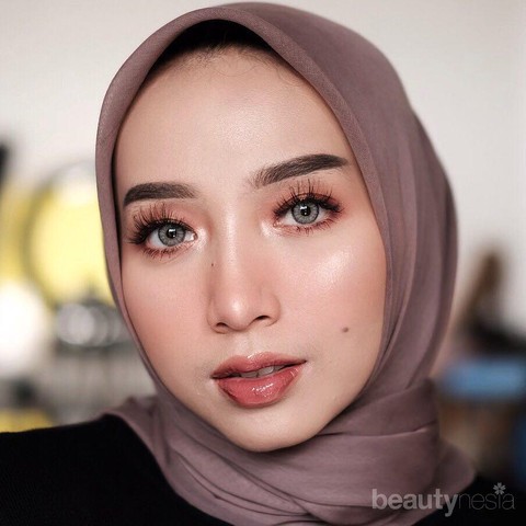 Detail Contoh Make Up Flawless Nomer 9