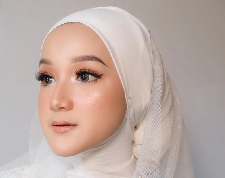 Detail Contoh Make Up Natural Nomer 16