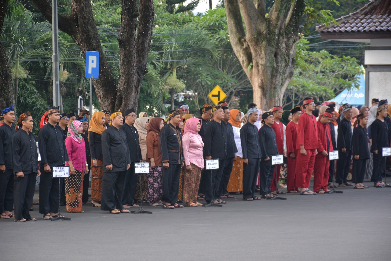 Detail Contoh Melestarikan Budaya Nomer 26