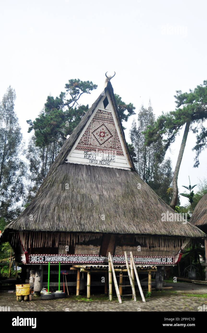 Detail Gambar Kartun Gereja Katolik Nomer 34