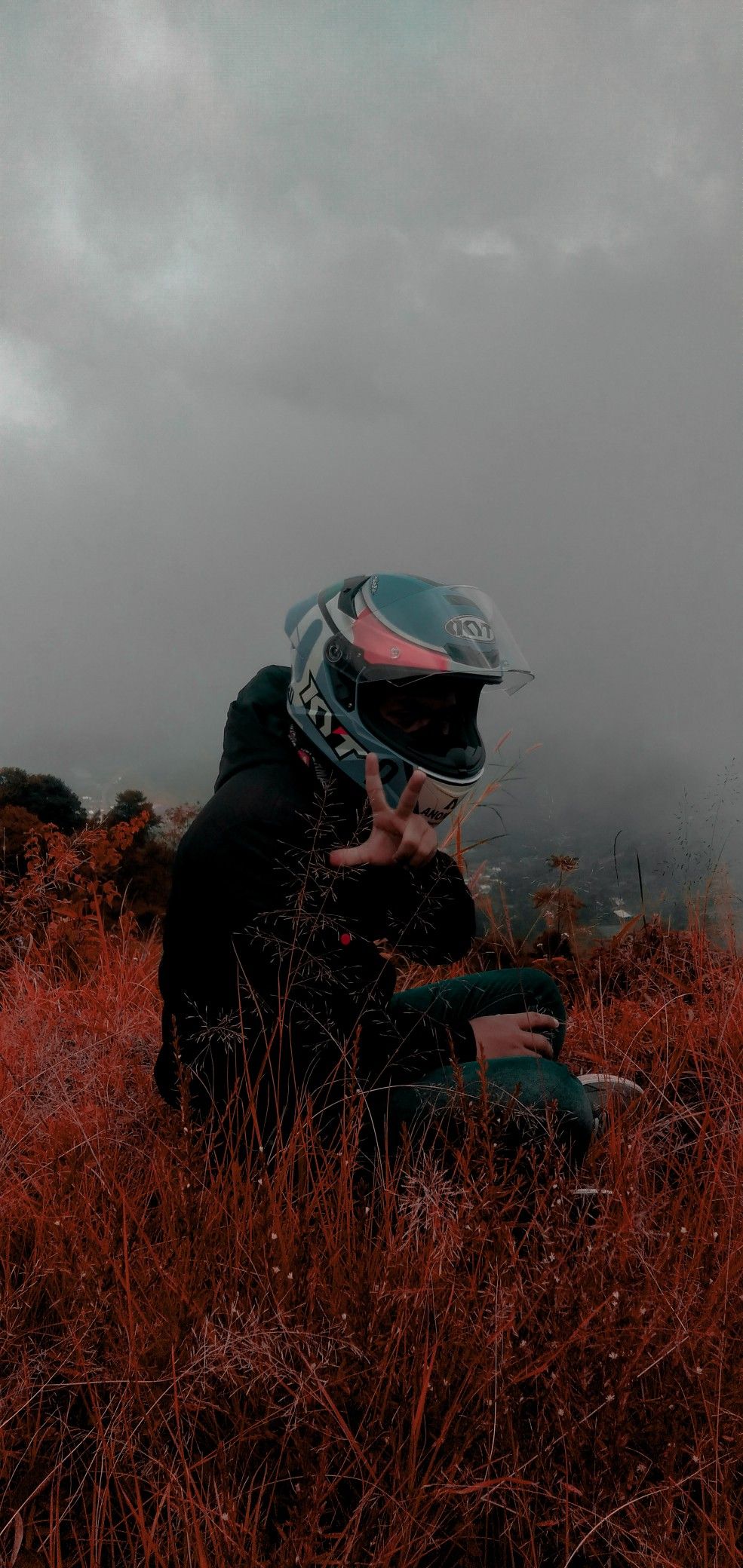 Detail Gambar Kartun Orang Pake Helm Kyt Nomer 37