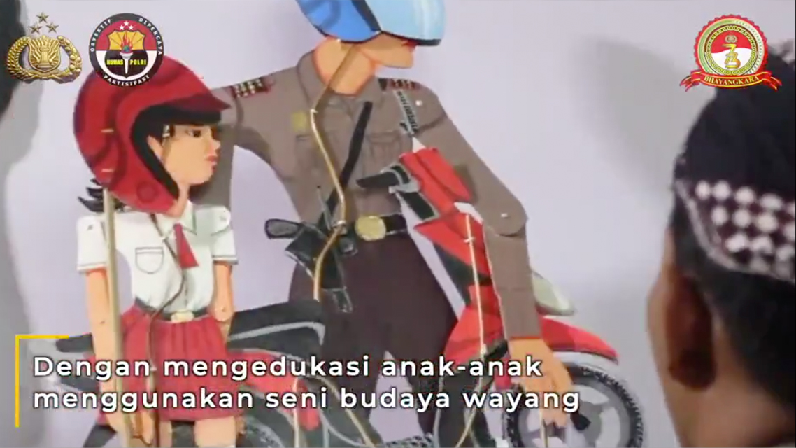 Detail Gambar Kartun Polisi Unik Nomer 30