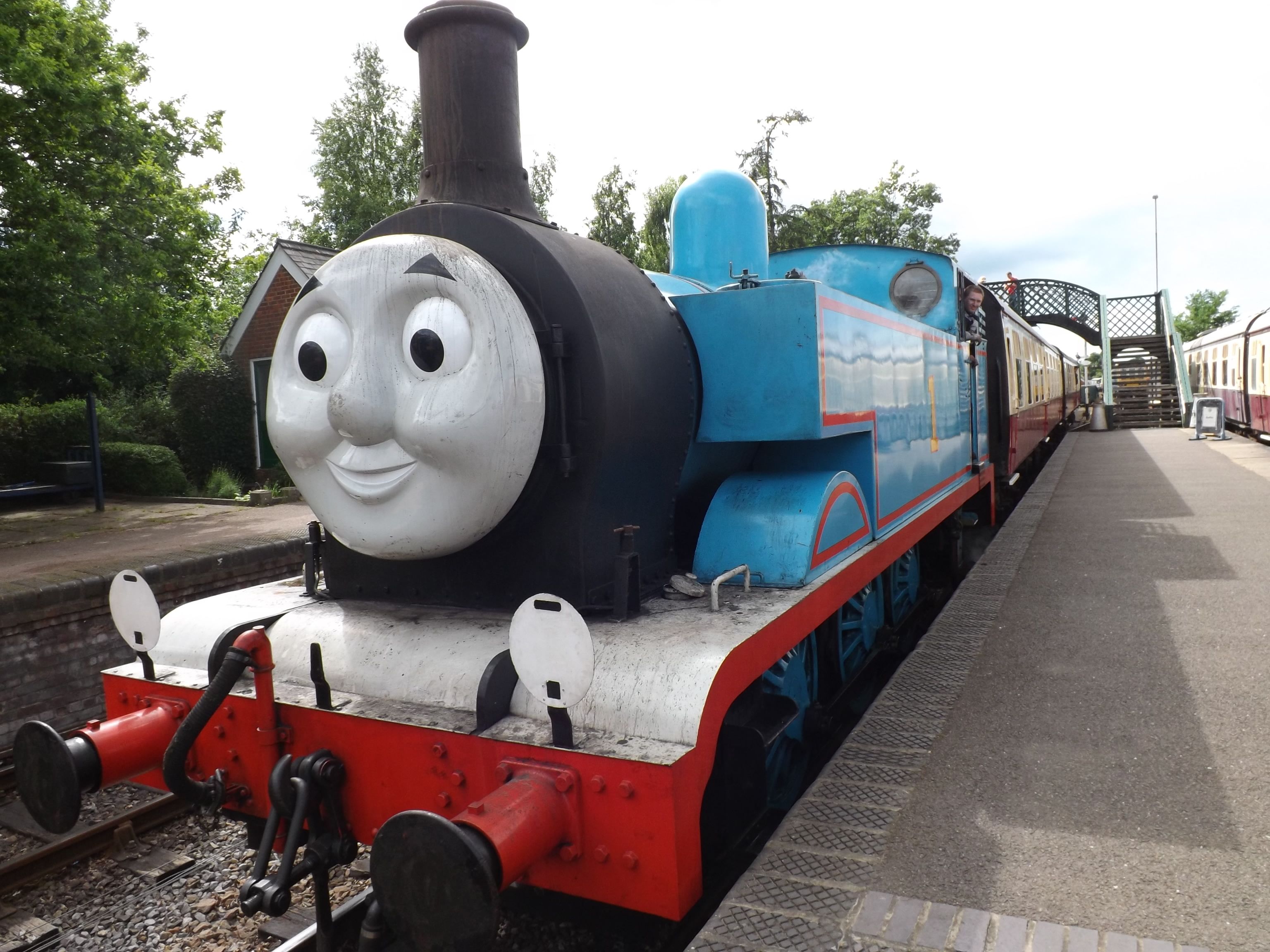 Detail Gambar Kartun Thomas And Friends Nomer 51