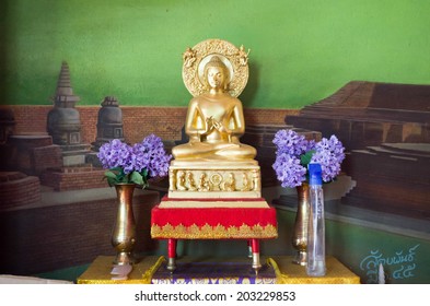 Detail Altar Buddha Di Rumah Nomer 8