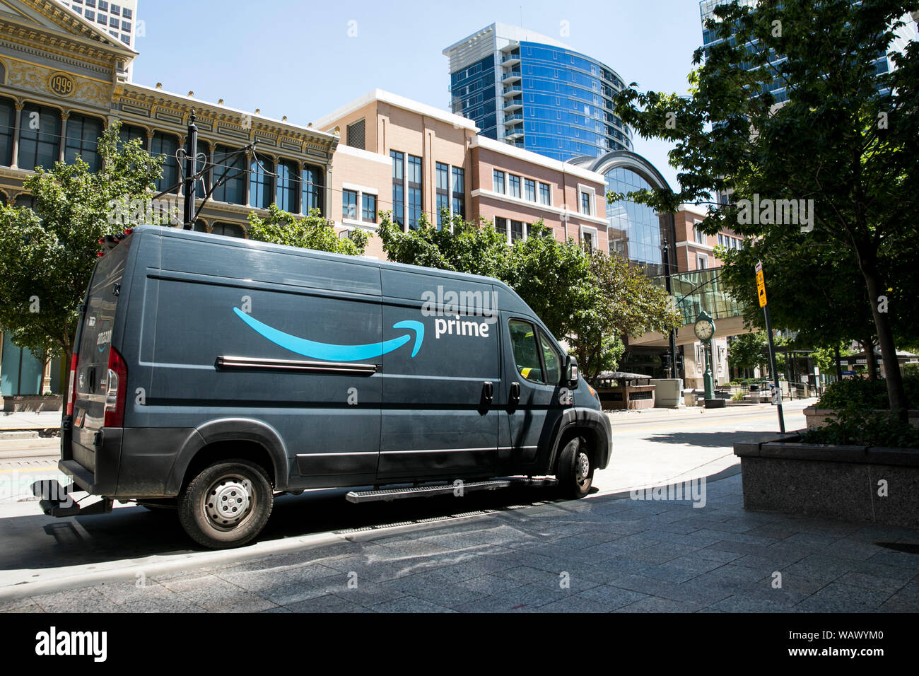 Detail Amazon Prime Delivery Logo Nomer 33