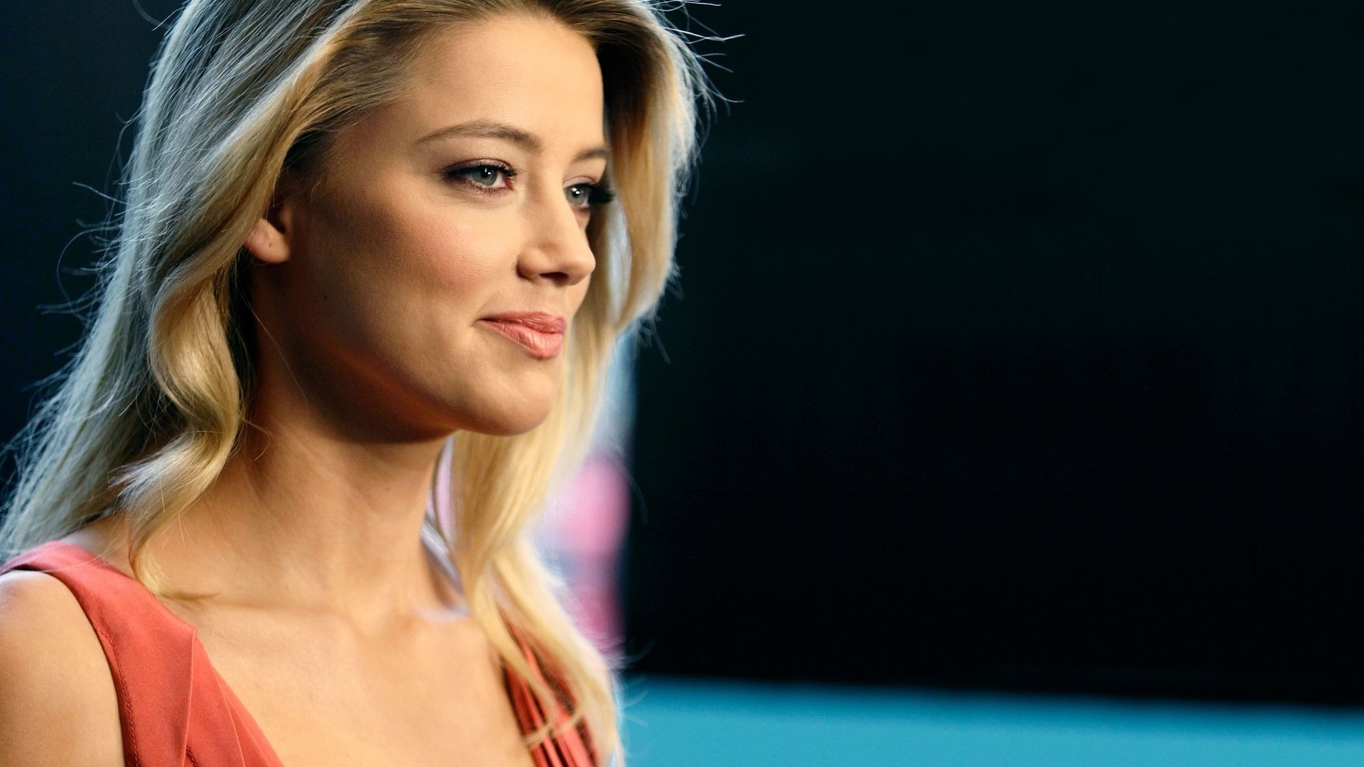 Detail Amber Heard Wallpaper Nomer 53