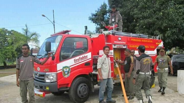 Detail Ambulans Dan Mobil Pemadam Kebakaran Nomer 31