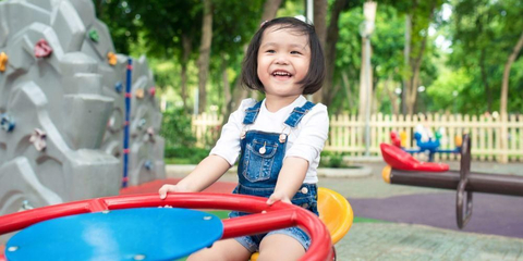 Detail Anak Anak Bermain Di Taman Nomer 12