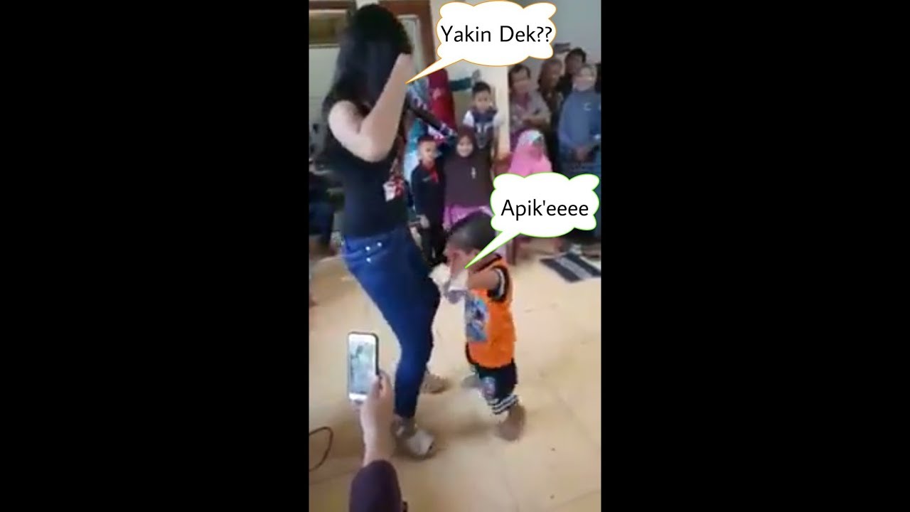 Detail Anak Kecil Joget Lucu Nomer 37