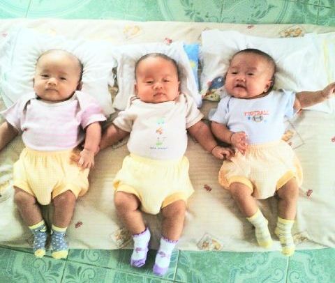 Detail Anak Kembar 3 Lucu Nomer 23