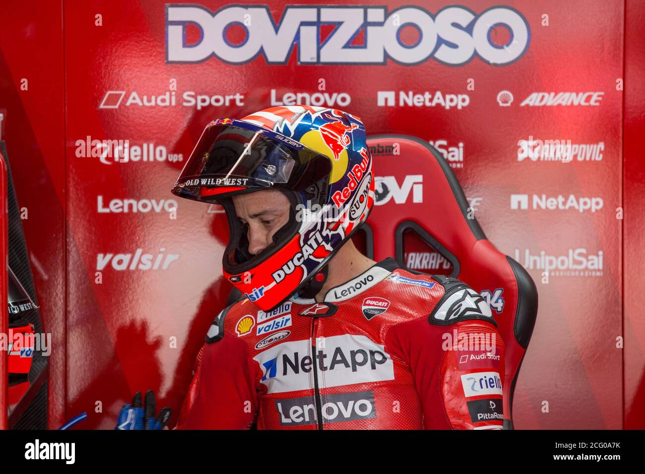 Detail Andrea Dovizioso Helmet 2018 Nomer 32