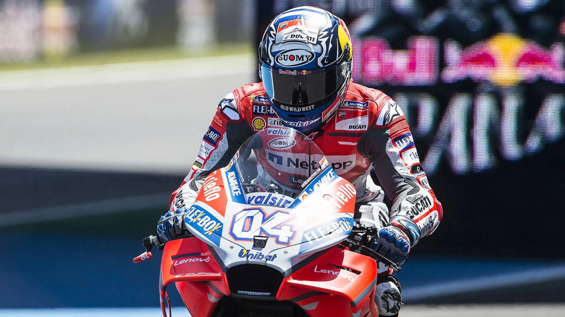 Detail Andrea Dovizioso Helmet 2018 Nomer 48