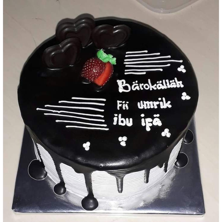 Detail Aneka Kue Ulang Tahun Dewasa Nomer 2