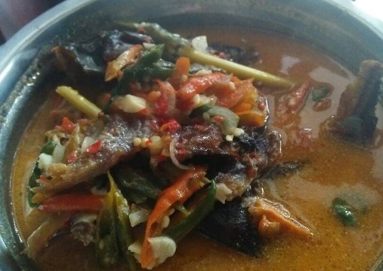 Detail Aneka Masakan Ikan Asap Nomer 19