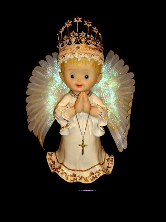 Detail Angel With Moving Wings Nomer 41