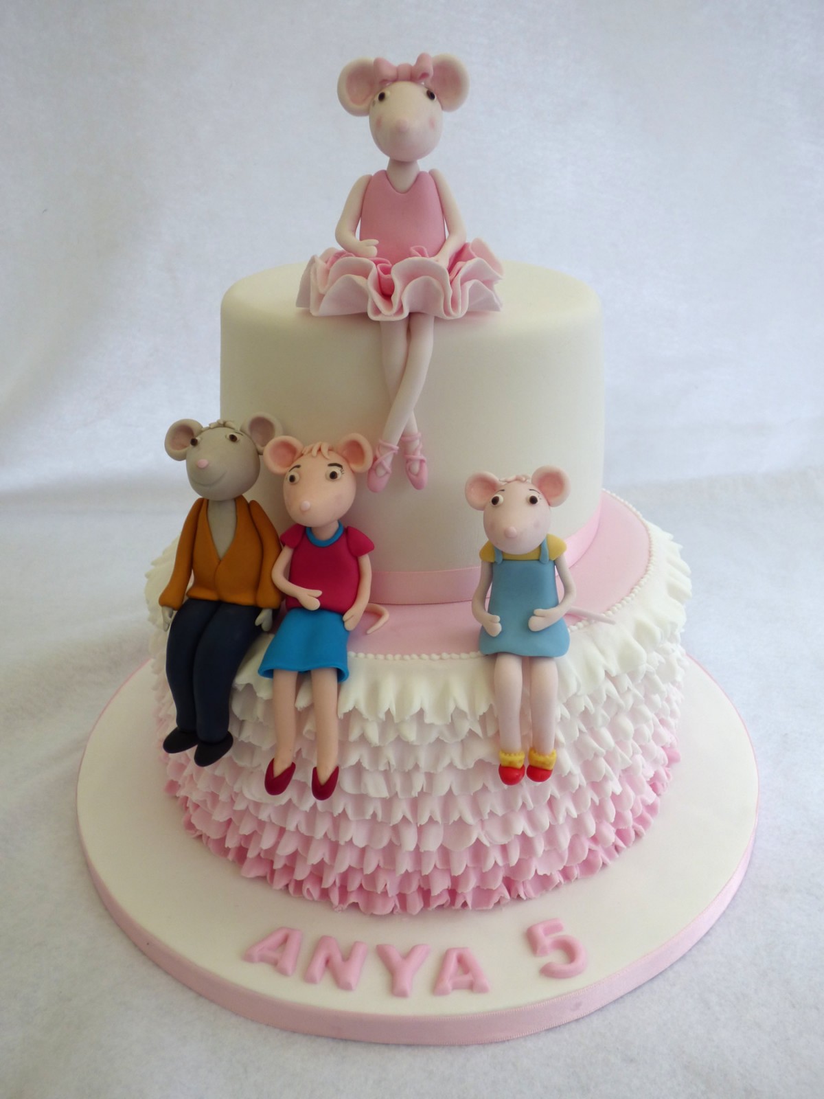 Detail Angelina Ballerina Birthday Cake Nomer 38