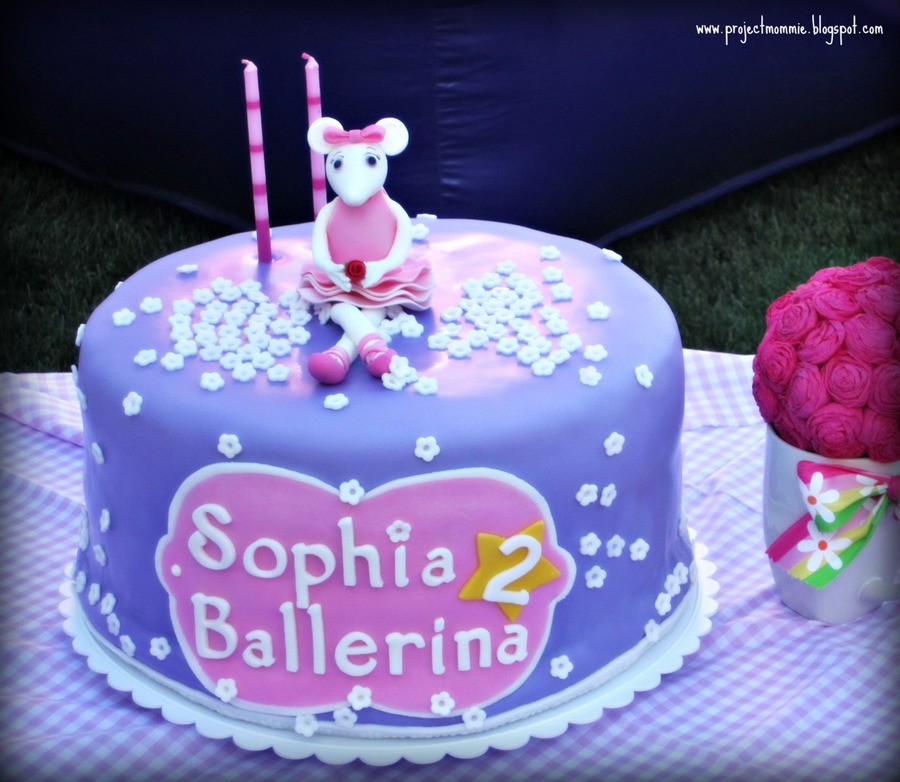 Detail Angelina Ballerina Birthday Cakes Nomer 13