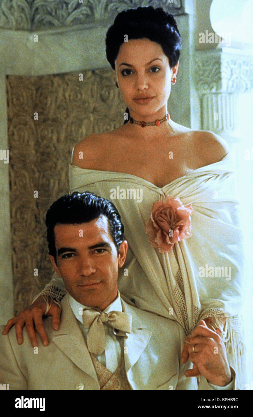 Detail Angelina Jolie Antonio Banderas Nomer 2