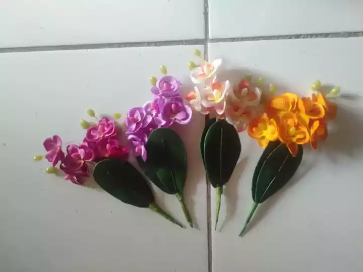 Detail Anggrek Bunga Kecil Nomer 35