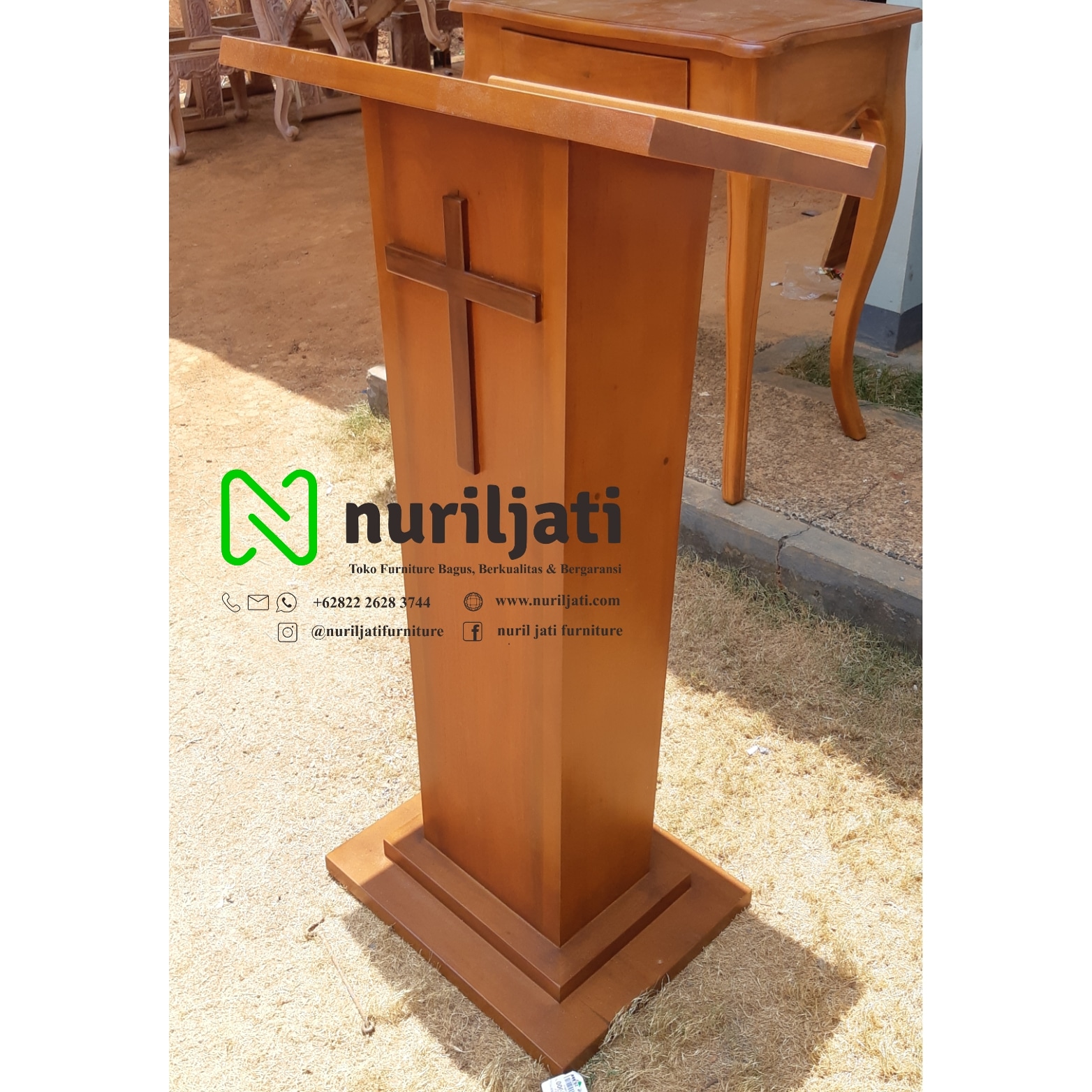 Detail Contoh Mimbar Gereja Minimalis Nomer 57