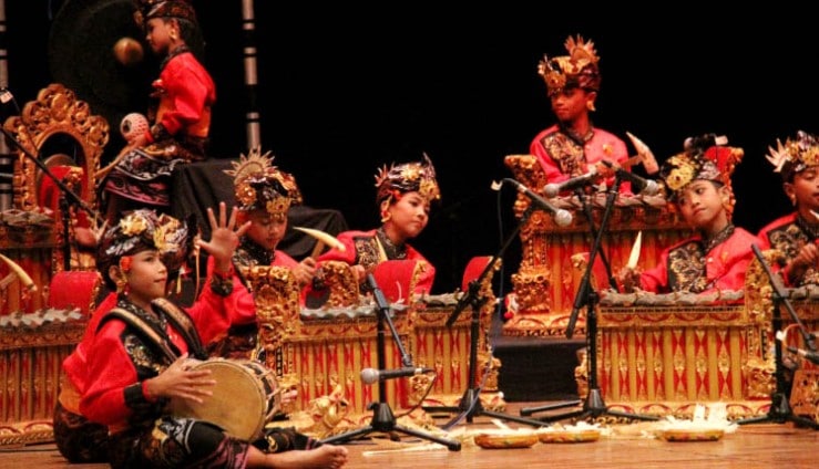 Detail Contoh Musik Tradisional Nomer 45