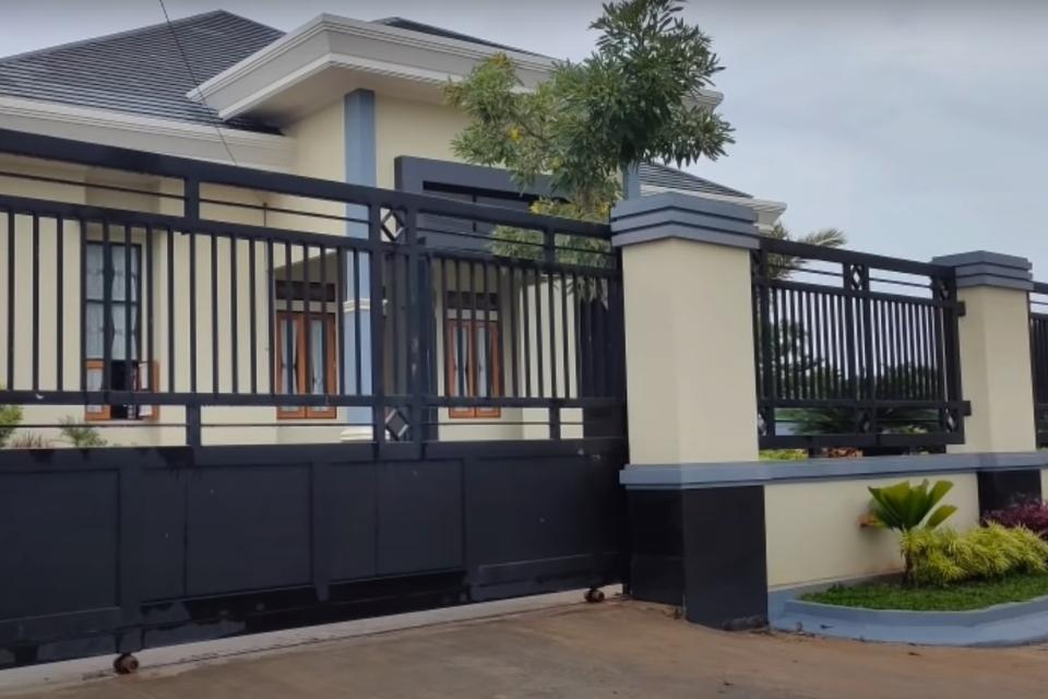 Detail Contoh Pagar Rumah Tembok Nomer 38