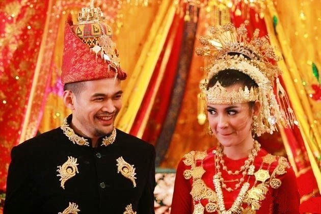 Detail Contoh Pakaian Adat Aceh Nomer 21