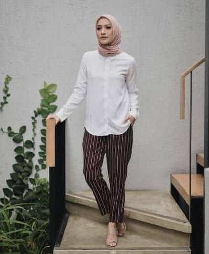 Detail Contoh Pakaian Formal Wanita Berhijab Nomer 15