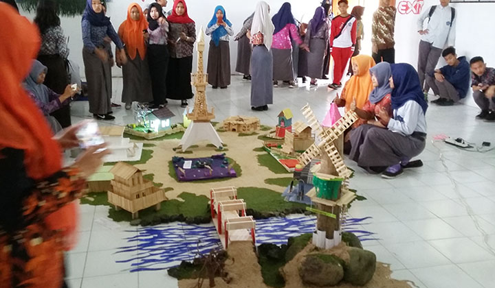 Detail Contoh Pameran Seni Rupa Di Sekolah Nomer 27