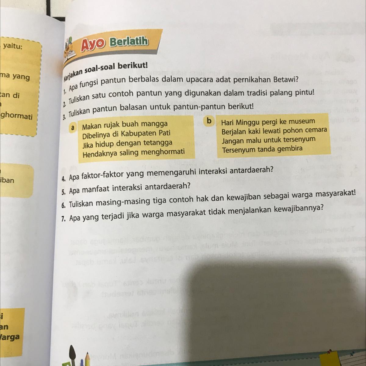 Detail Contoh Pantun Palang Pintu Nomer 50