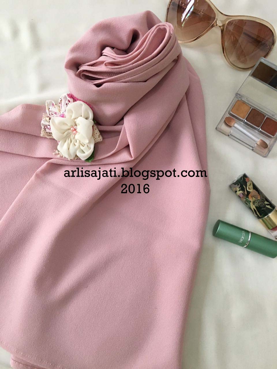 Detail Contoh Pashmina Diamond Nomer 42