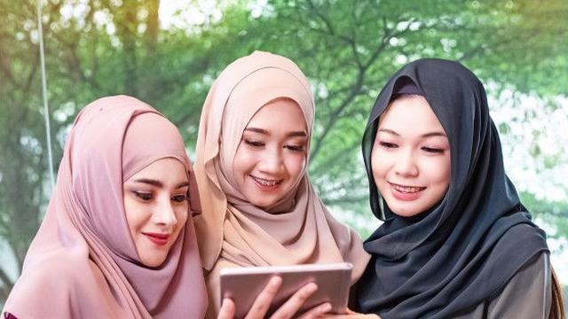 Detail Gambar Kata Wanita Muslimah Nomer 48