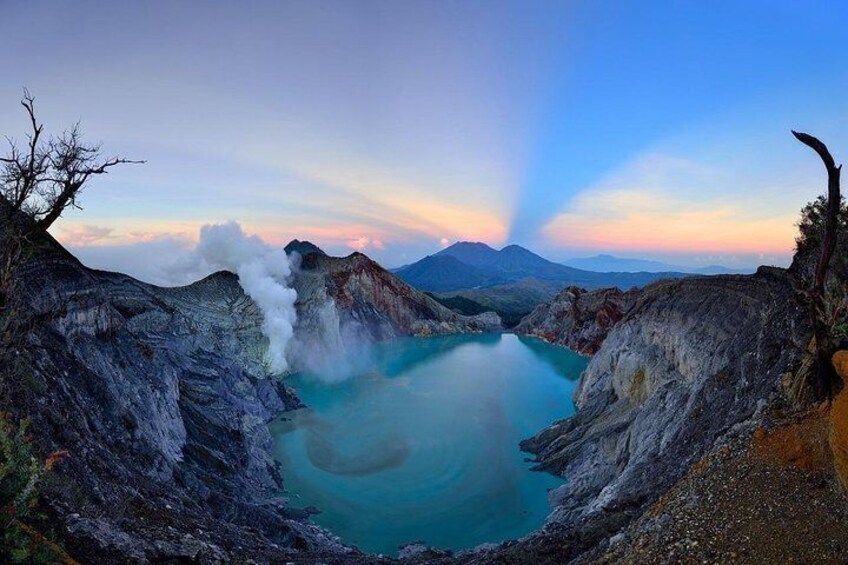 Detail Gambar Kawah Ijen Nomer 17