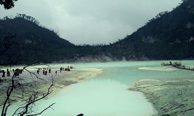 Detail Gambar Kawah Putih Nomer 13