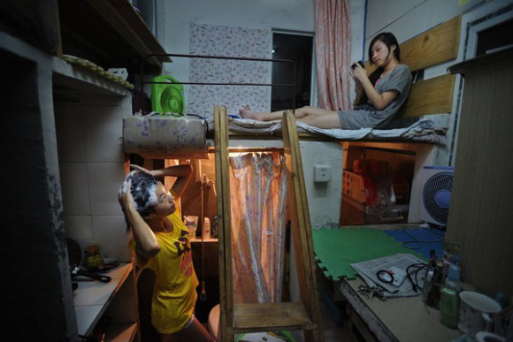 Detail Gambar Keadaan Di Dalam Hongkong Nomer 37