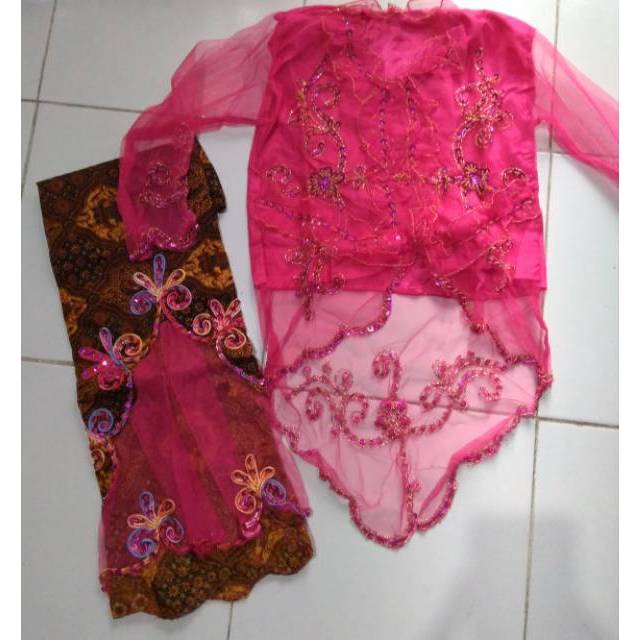 Detail Gambar Kebaya Anak Tk Nomer 50