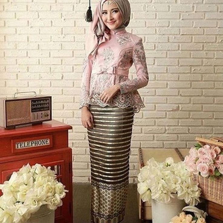 Detail Gambar Kebaya Berhijab Nomer 42