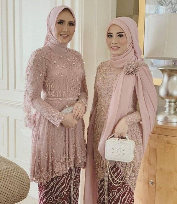 Detail Gambar Kebaya Brokat Modern Terbaru Nomer 5