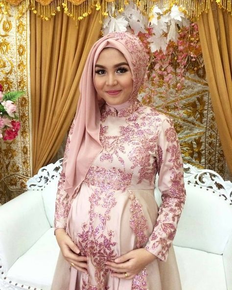 Detail Gambar Kebaya Ibu Nomer 24