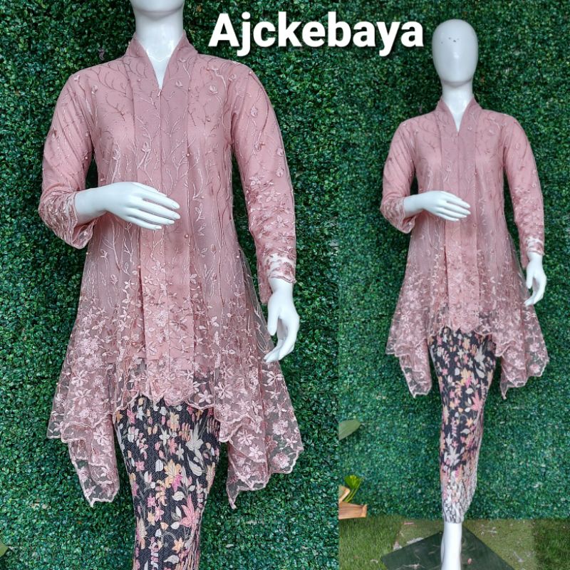 Detail Gambar Kebaya Kartini Nomer 37