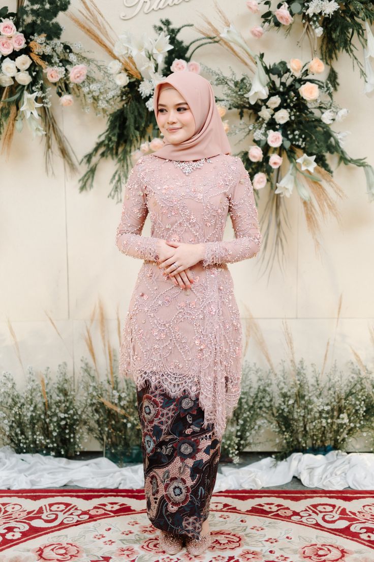 Detail Gambar Kebaya Modern Nomer 22