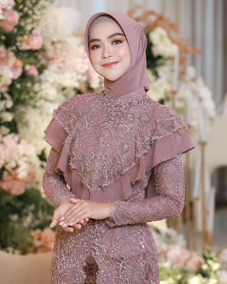 Detail Gambar Kebaya Modern Nomer 33