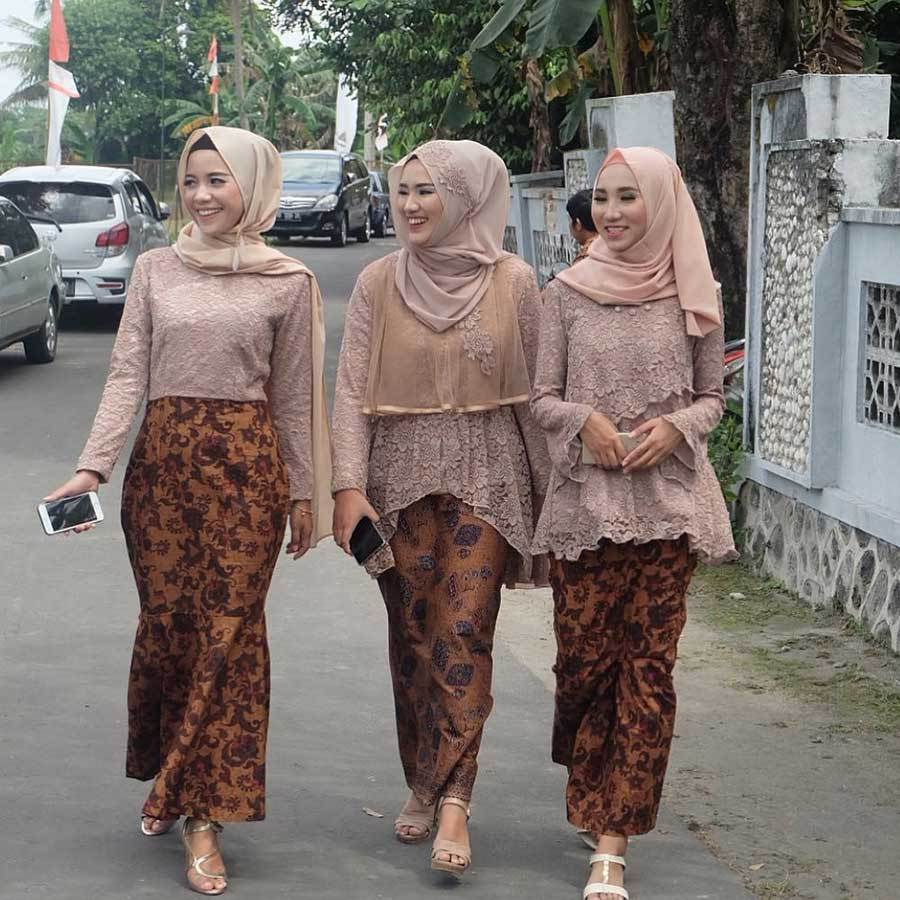 Detail Gambar Kebaya Modern Berhijab Nomer 22