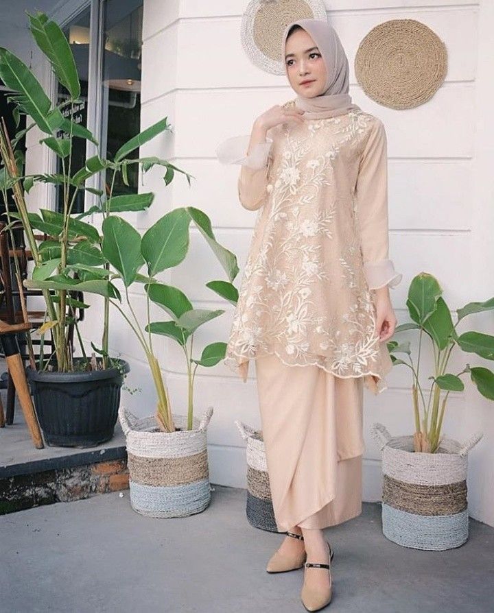 Detail Gambar Kebaya Modern Muslim Nomer 9