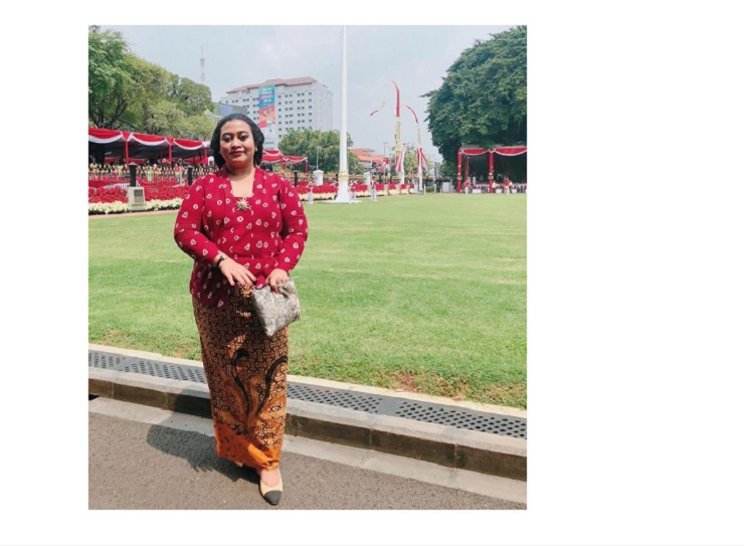 Detail Gambar Kebaya Untuk Orang Gemuk Nomer 34