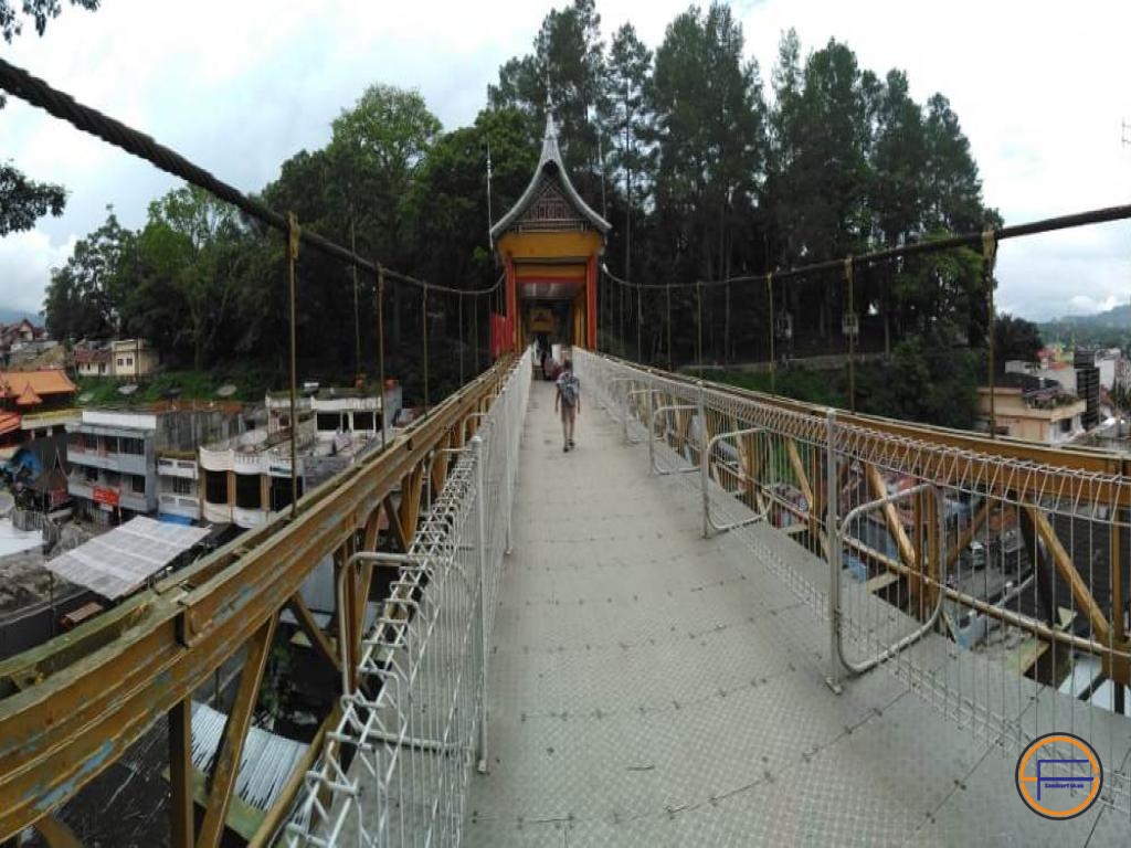 Detail Gambar Kebun Binatang Bukittinggi Nomer 18
